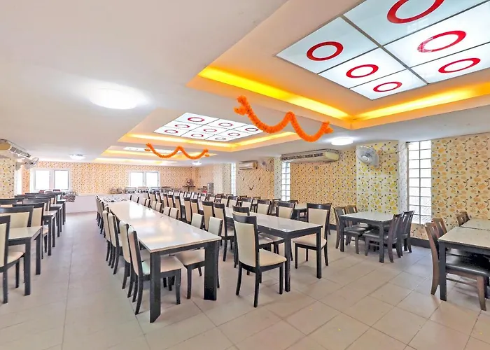 Oyo 75362 Swagath Отель Бангкок
