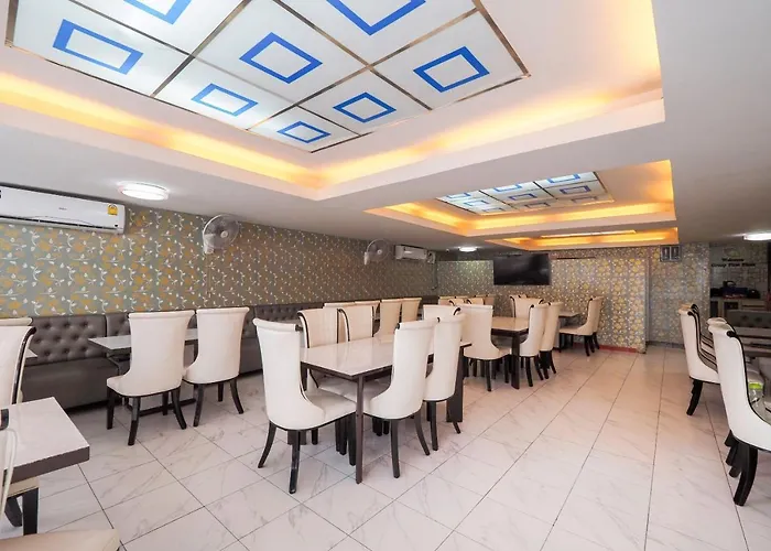 Oyo 75362 Swagath 3* Bangkok